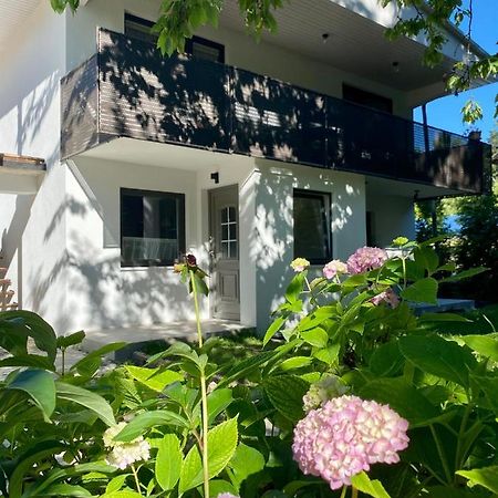 Garden Apartments بليد المظهر الخارجي الصورة