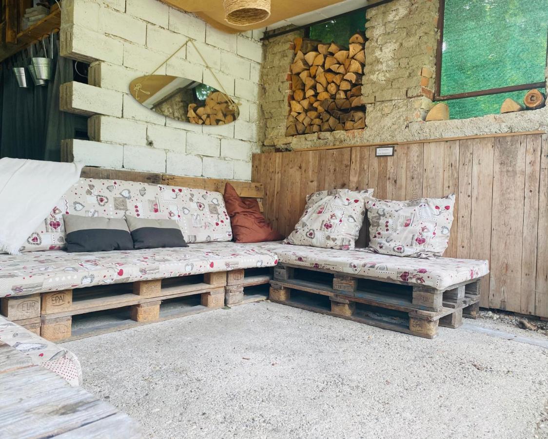 Garden Apartments بليد المظهر الخارجي الصورة