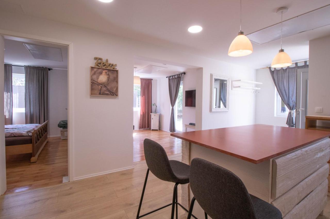 Garden Apartments بليد المظهر الخارجي الصورة