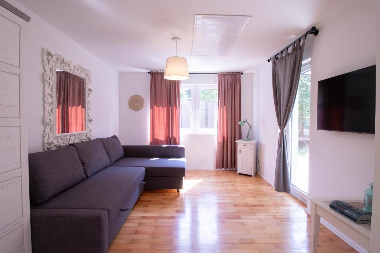 Garden Apartments بليد المظهر الخارجي الصورة